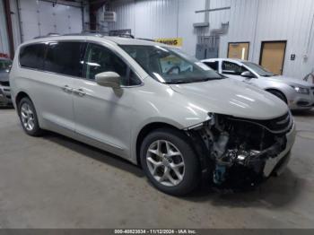  Salvage Chrysler Pacifica