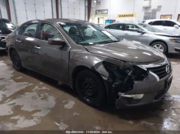  Salvage Nissan Altima