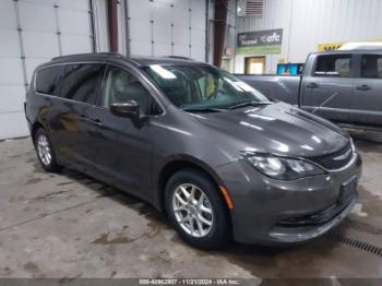  Salvage Chrysler Voyager