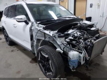  Salvage Kia Telluride