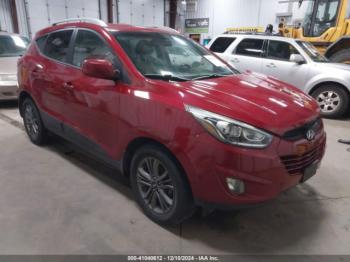  Salvage Hyundai TUCSON