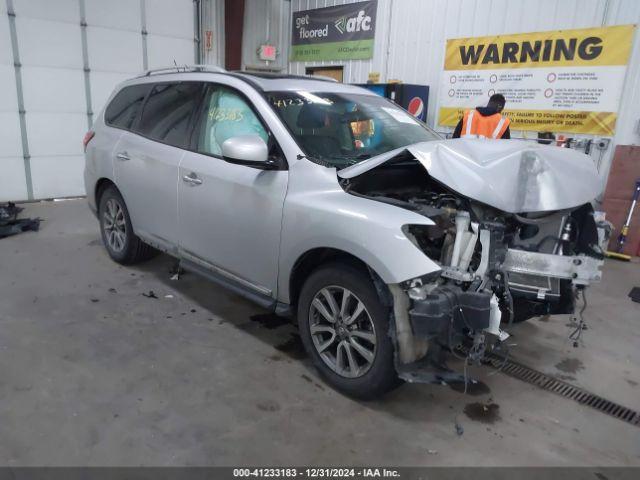  Salvage Nissan Pathfinder