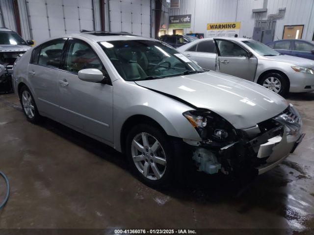  Salvage Nissan Maxima