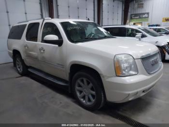  Salvage GMC Yukon