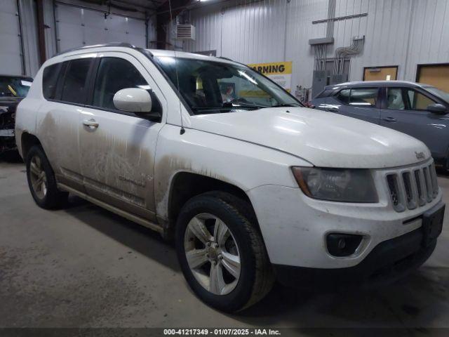  Salvage Jeep Compass