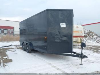  Salvage Aerolite 16  Trailer