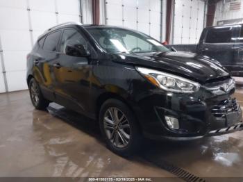  Salvage Hyundai TUCSON