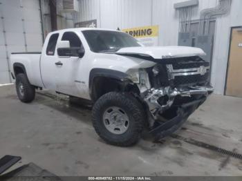  Salvage Chevrolet Silverado 2500