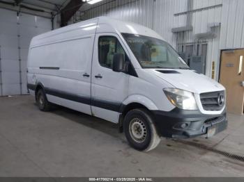  Salvage Mercedes-Benz Sprinter 2500