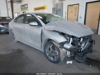  Salvage Kia Forte
