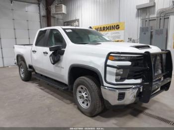  Salvage Chevrolet Silverado 2500