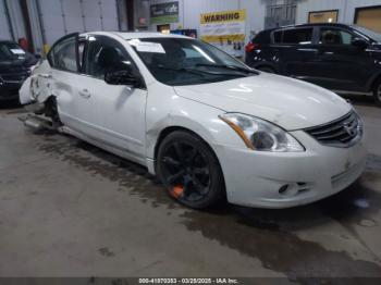  Salvage Nissan Altima