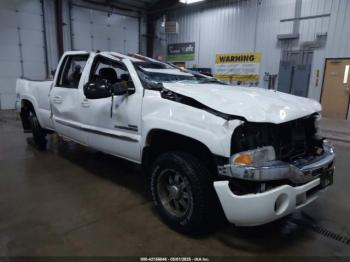  Salvage GMC Sierra 2500