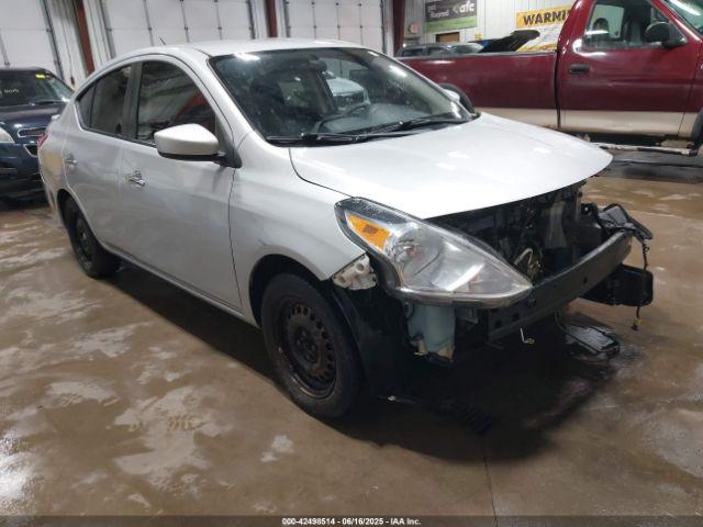  Salvage Nissan Versa