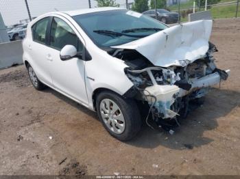  Salvage Toyota Prius c