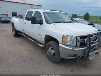  Salvage Chevrolet Silverado 3500