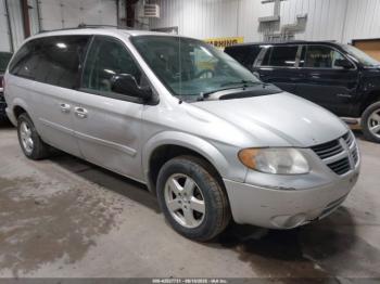  Salvage Dodge Grand Caravan