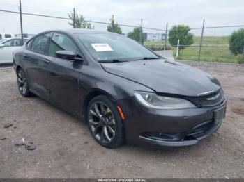  Salvage Chrysler 200