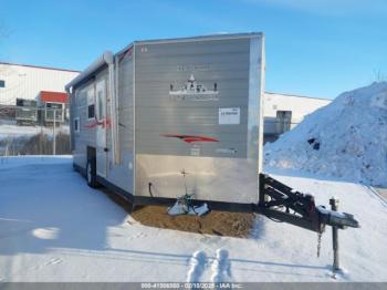  Salvage American Surplus Ice Castle