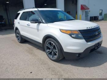  Salvage Ford Explorer