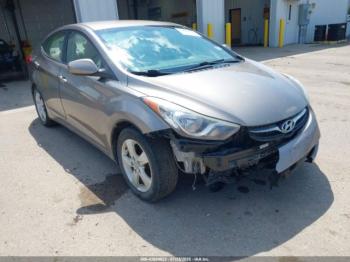  Salvage Hyundai ELANTRA
