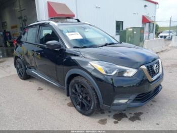  Salvage Nissan Kicks