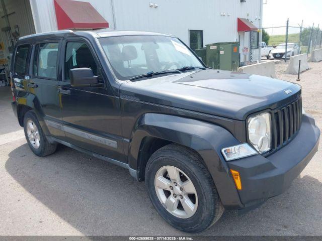  Salvage Jeep Liberty