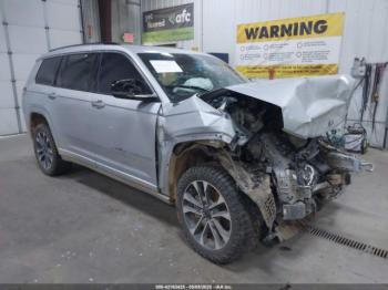  Salvage Jeep Grand Cherokee