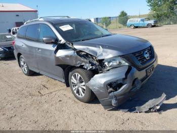  Salvage Nissan Pathfinder