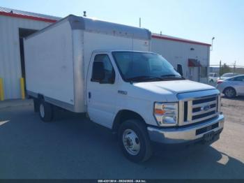  Salvage Ford E-450