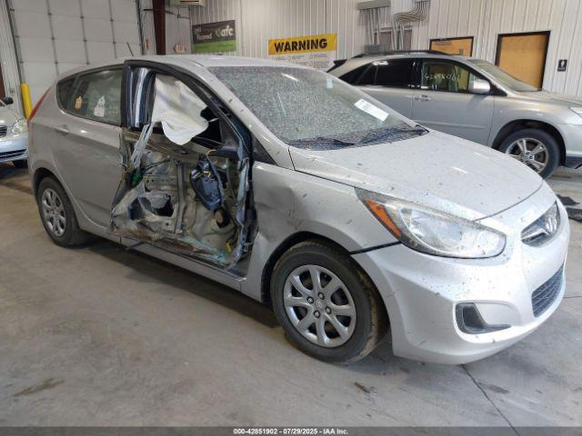 Salvage Hyundai ACCENT