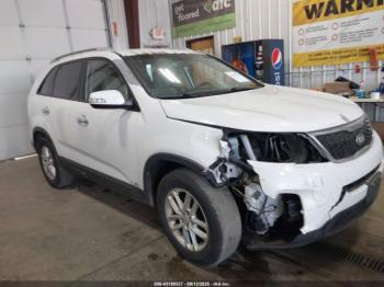  Salvage Kia Sorento