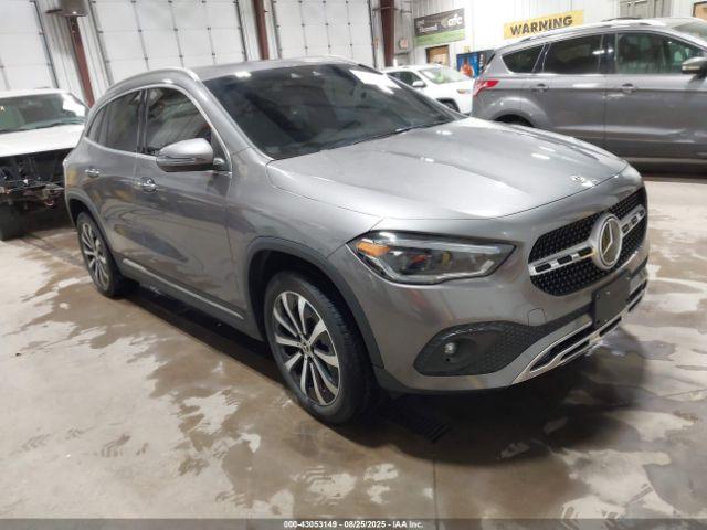  Salvage Mercedes-Benz GLA