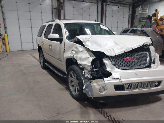  Salvage GMC Yukon
