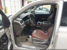 Chevrolet Suburban 1500 Ltz Image 14