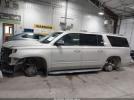 Chevrolet Suburban 1500 Ltz Image 4