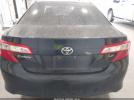 Toyota Camry Le Image 7