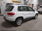 Volkswagen Tiguan S Image 4