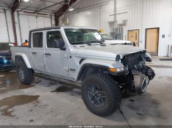  Salvage Jeep Gladiator