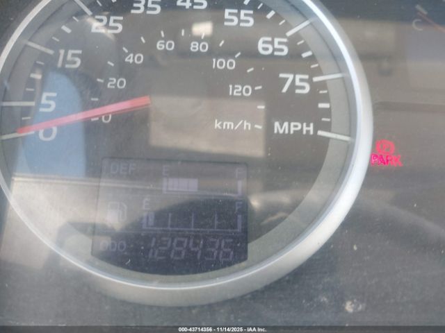 Hino 258 268 Image 12