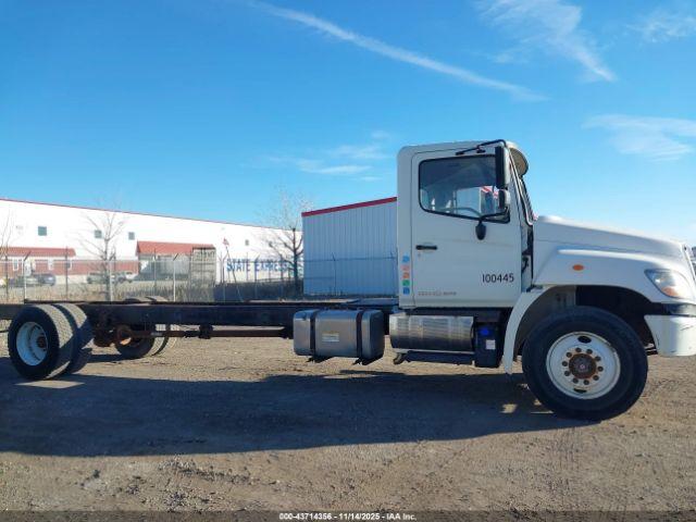 Hino 258 268 Image 11