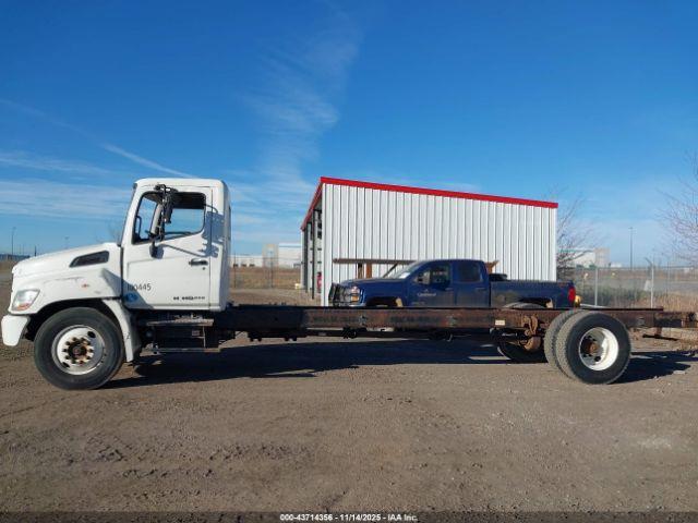 Hino 258 268 Image 15