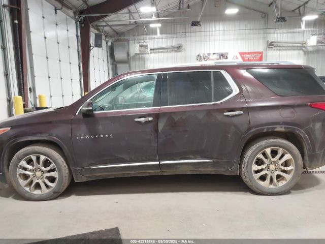 Chevrolet Traverse Premier Image 2