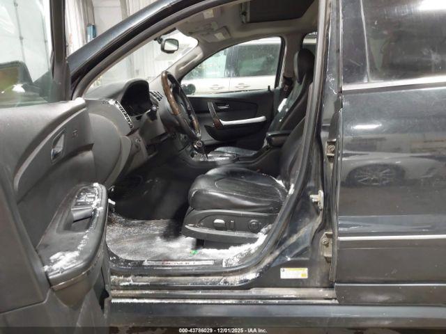 GMC Acadia Denali Image 11