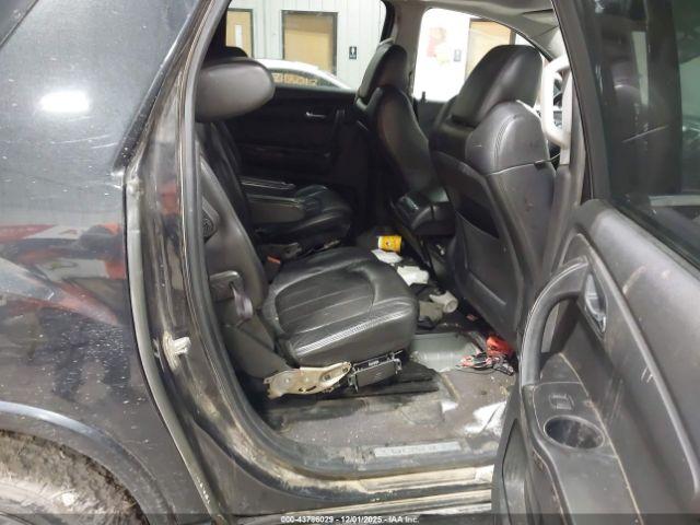 GMC Acadia Denali Image 14