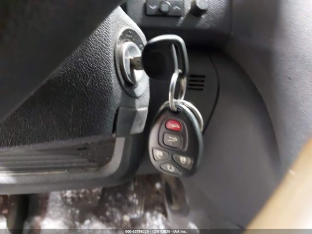 GMC Acadia Denali Image 9