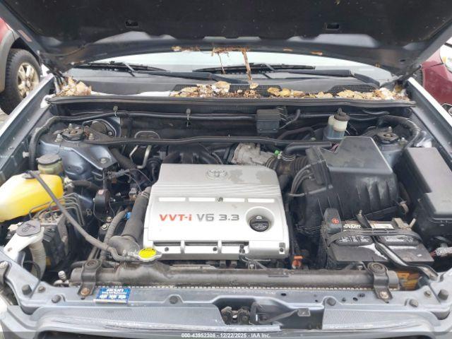 Toyota Highlander V6 Image 10