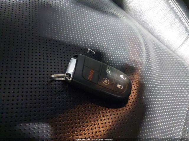 Jeep Compass 80th Anniversary 4x4 Image 16