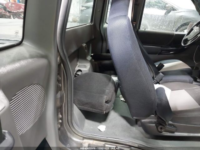 Ford Ranger Image 11