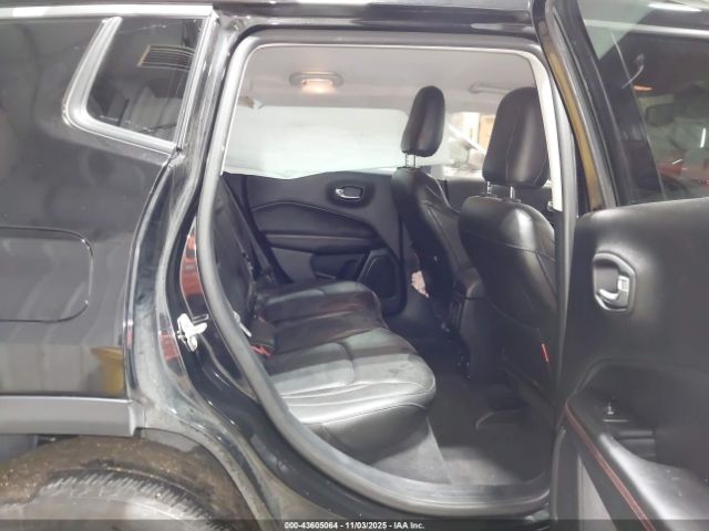 Jeep Compass Trailhawk 4x4 Image 6